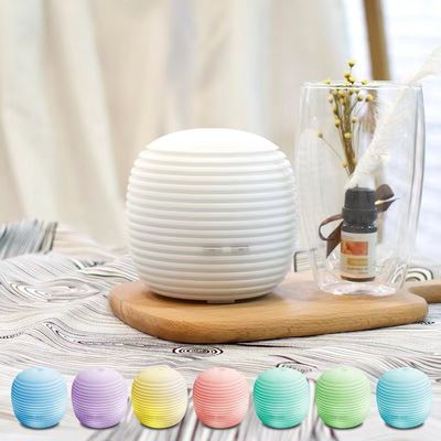 Weißes 100ml Mini Portable ätherisches Öl USB Aroma Diffuser perfekt für das Home Office Spa