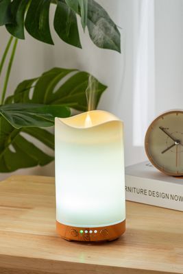 Verbessern Sie Ihr Aromatherapie-Spiel mit einem 130ml Kerzenlicht ätherischen Öl Aroma Diffuser